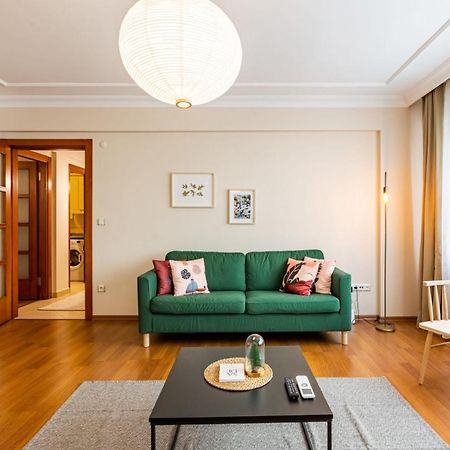 Colorful Apartment Near Popular Attractions In Sisli イスタンブール エクステリア 写真